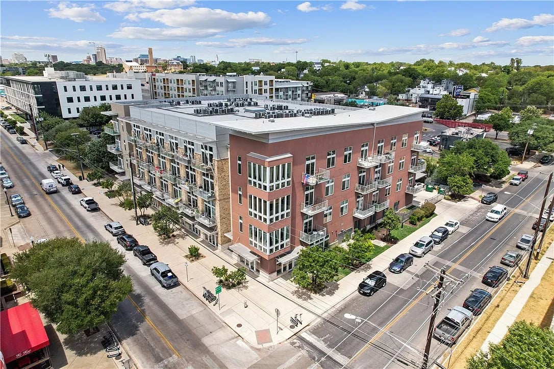 2124 E 6th St #410