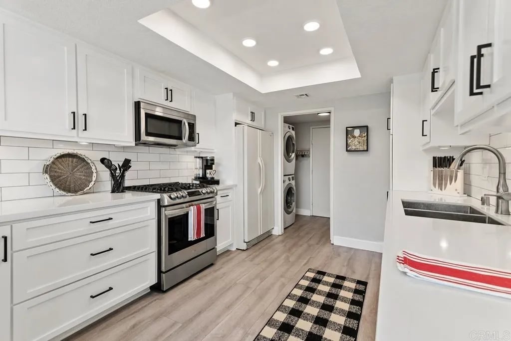 12943 Cree Ct