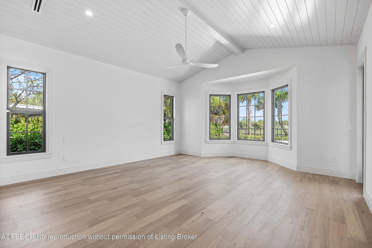 541 Greenway Dr, North Palm Beach, FL 33408