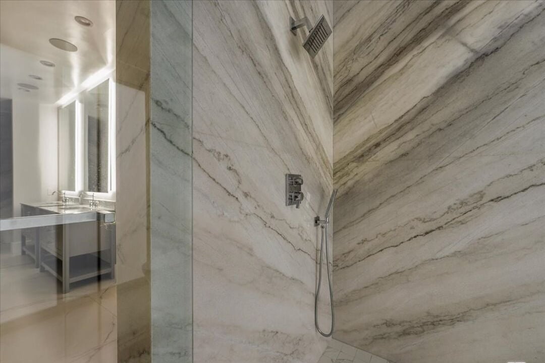 Northstar Manor, N Alta Dr, 90210