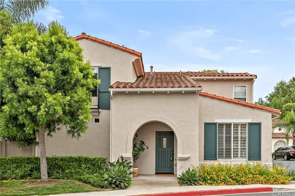 123 Colony Way