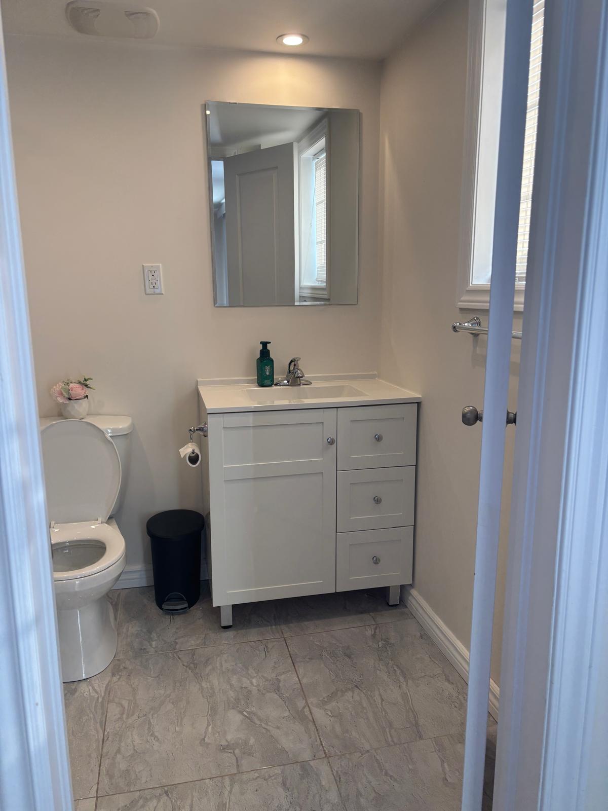 5 SAVAGE Drive, Hamilton, ON L0R 2H9