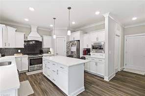 158 Medinah Drive