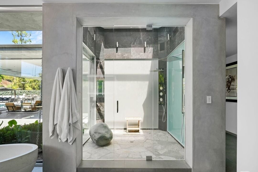 Nova Heights, Loma Vista Dr, 90210