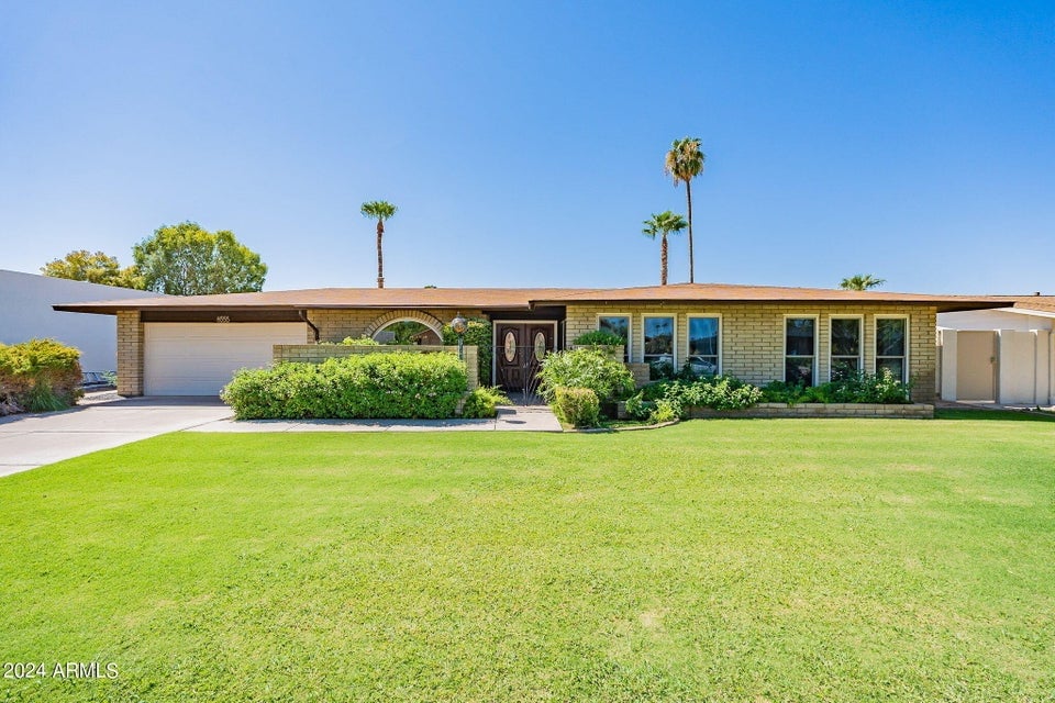 8555 E Via De Los Libros