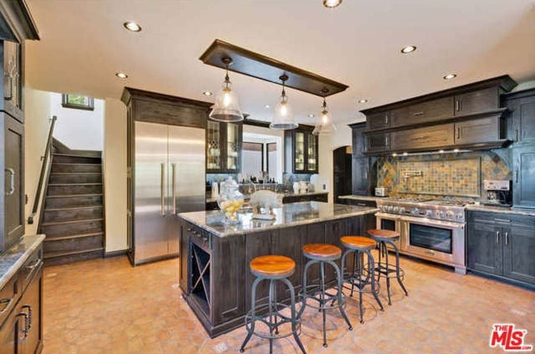 1901 El Cerrito Pl
