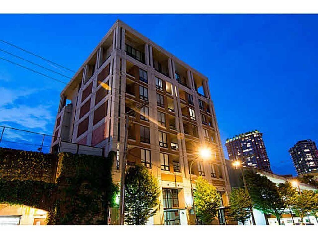 531 Beatty St, #704