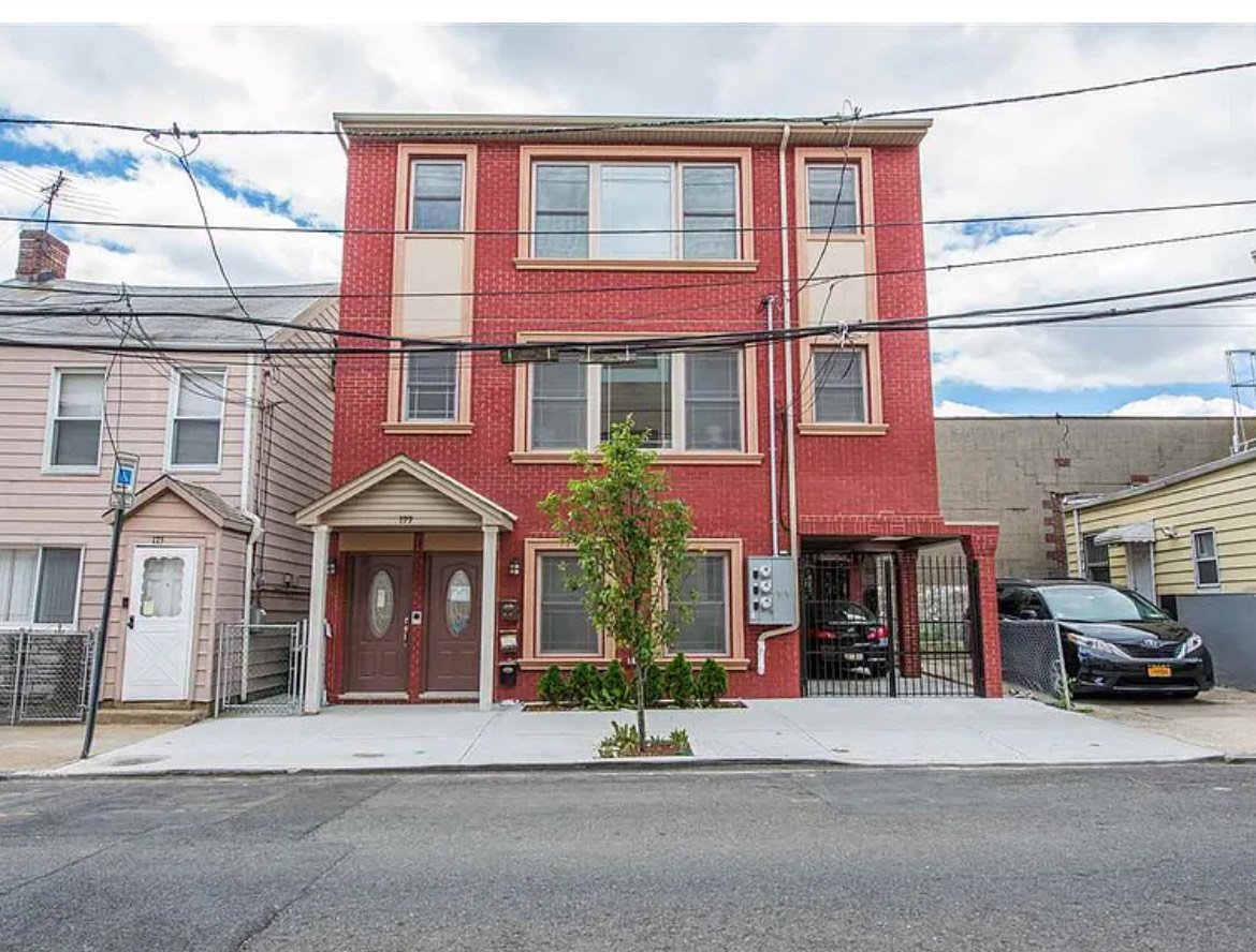 177 Laidlaw Ave