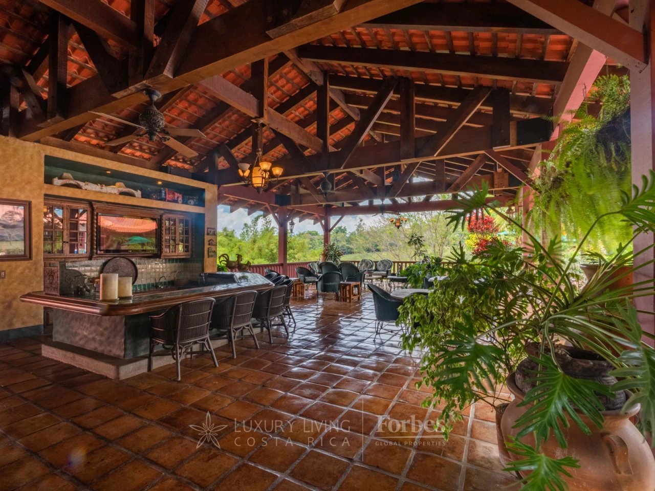 19136 - Architectural Hacienda Style Mansion