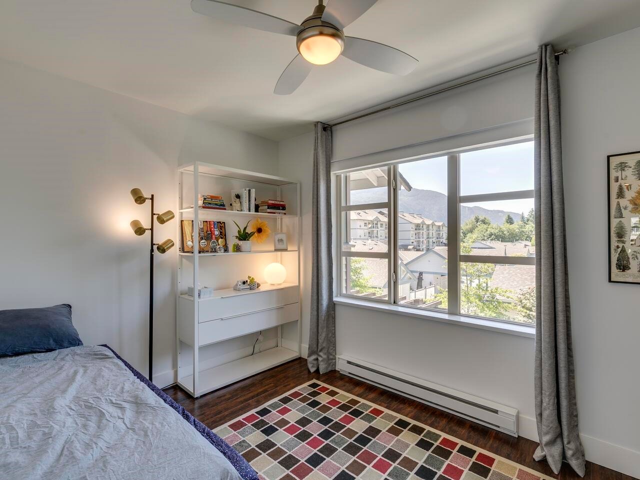 1196 Village Green Wy