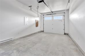 7038 Central Saanich Rd