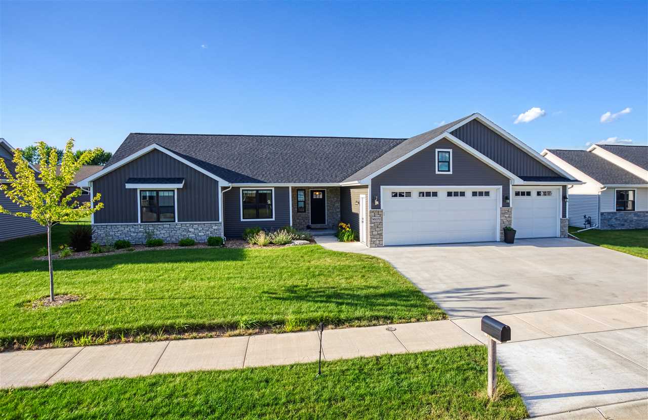 W6070 Zach St