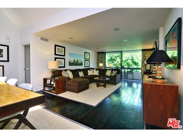 851 N Kings Rd #303