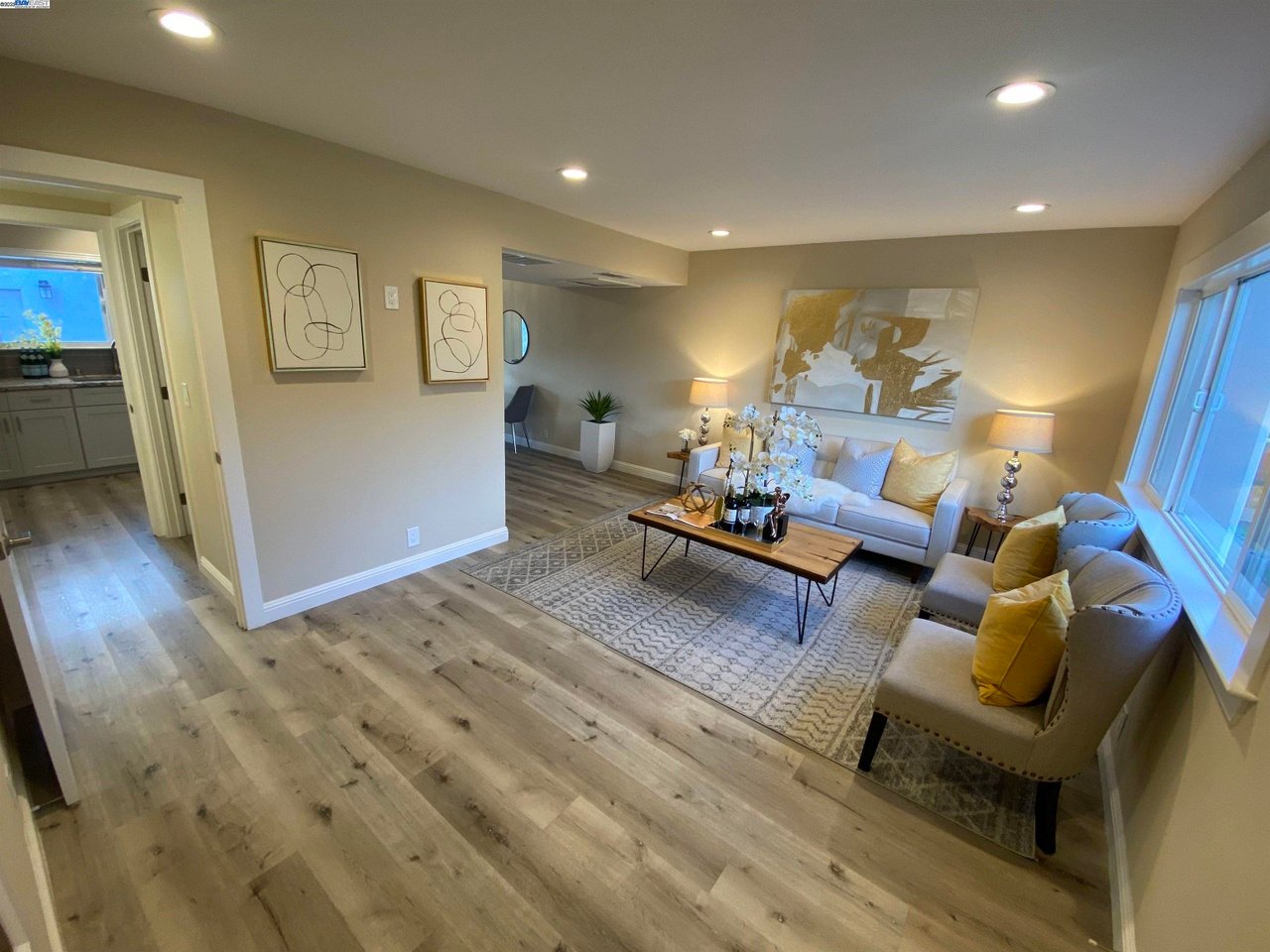 482 Tanfield Ln