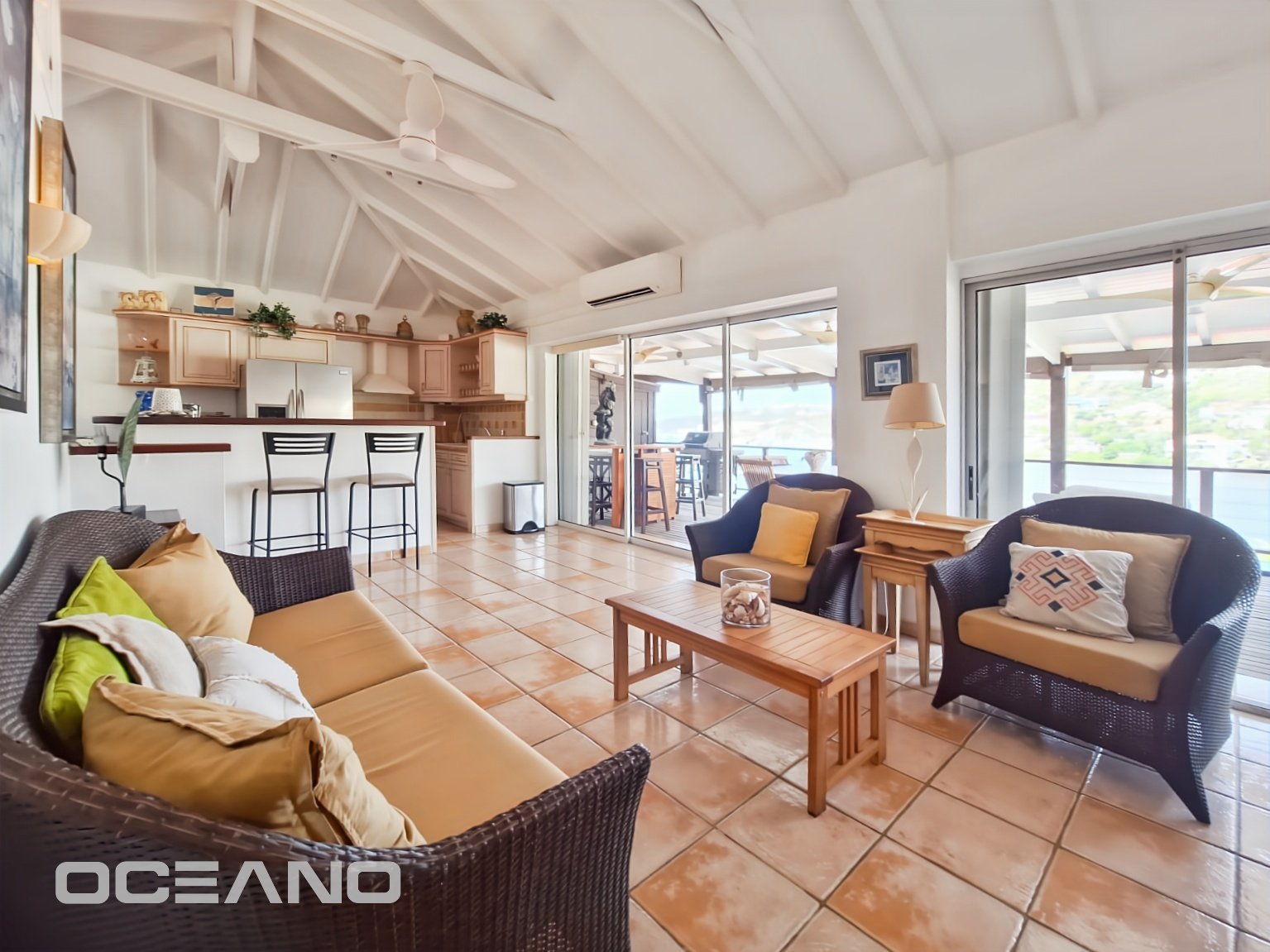 2-Bedroom Apartment with Sea View – Oyster Pond