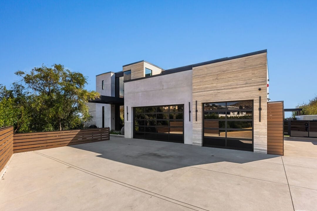 Zenith Horizon, Malibu Rd, 90265