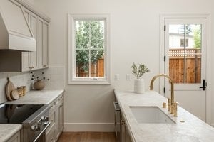 162 Waverley St, Palo Alto, CA 94301