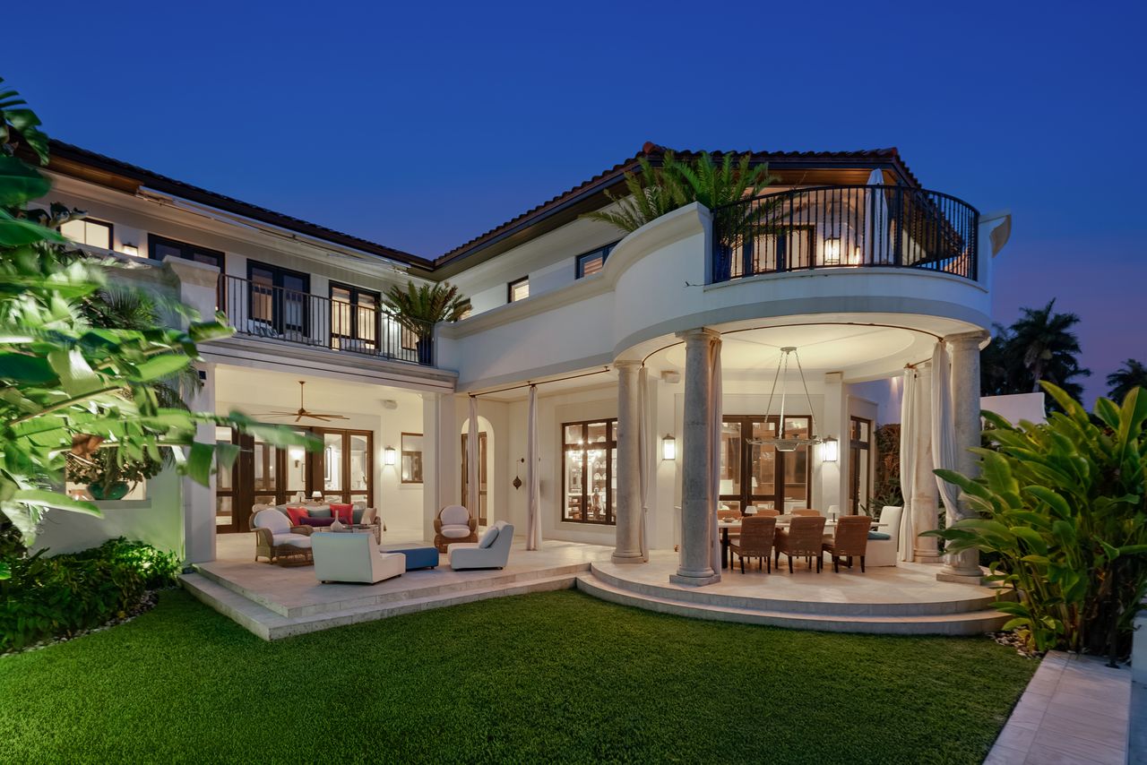  Sunset Island III Waterfront Estate