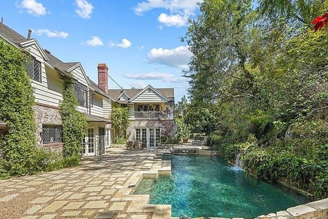 Ridge Opulent