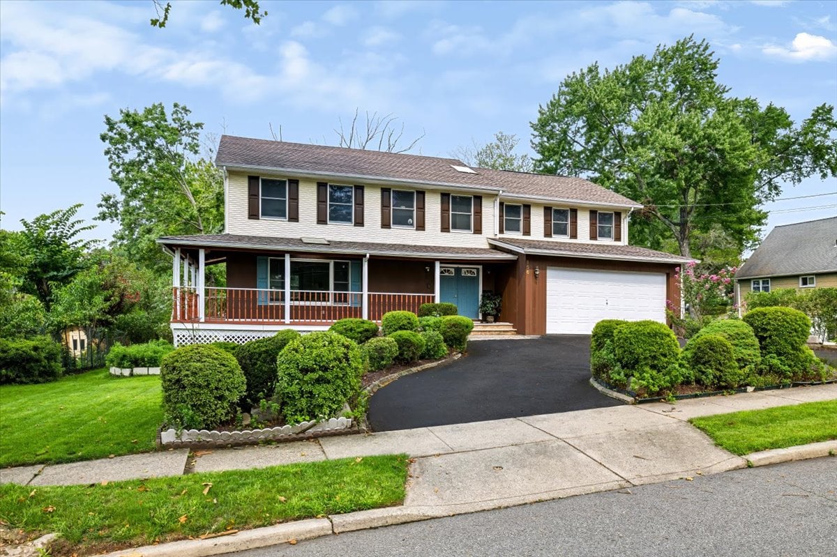 156 River Rd