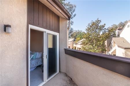 906 Lombard Court