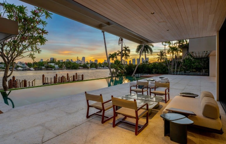 Waterfront Estate on Hibiscus Island Sells For $51.5 Million Setting New Record on Miami Beach's Palm and Hibiscus Island