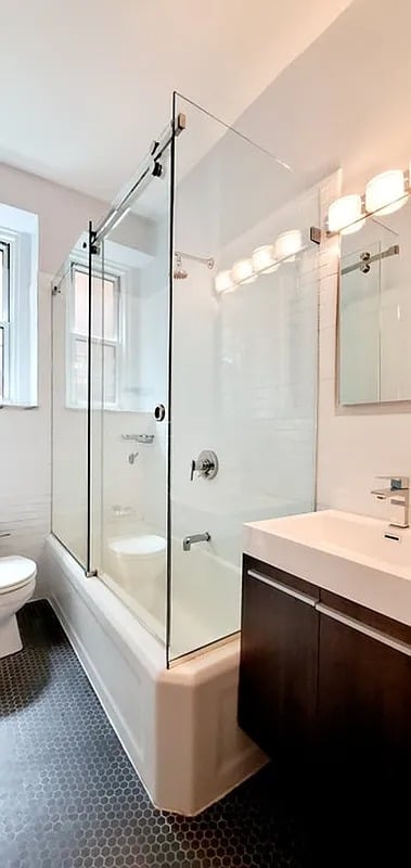 250 Cabrini Boulevard #1H