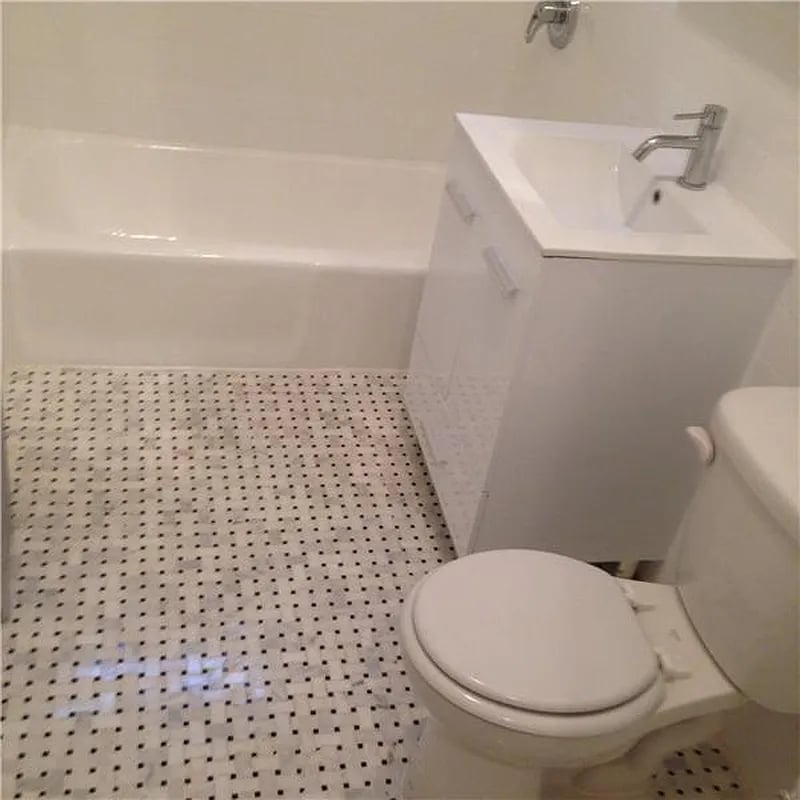 931 Putnam Ave 1