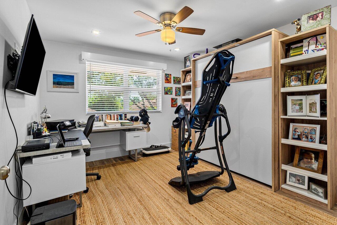 2093 NW 52nd St 2093