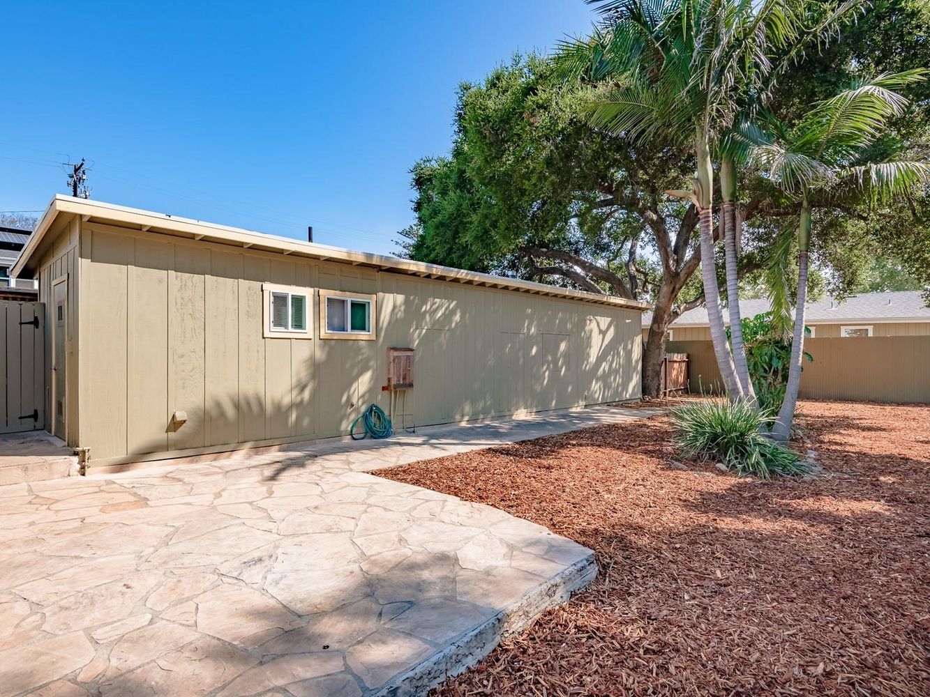 2213 Oak Park Ln