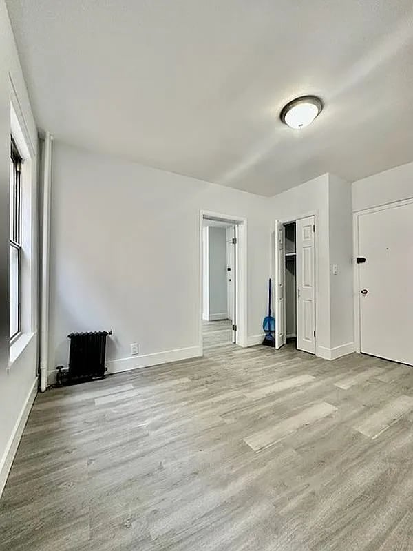 22-13 24th St #1