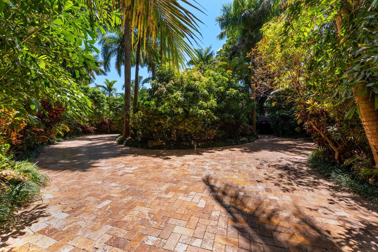  Morningside Waterfront Estate