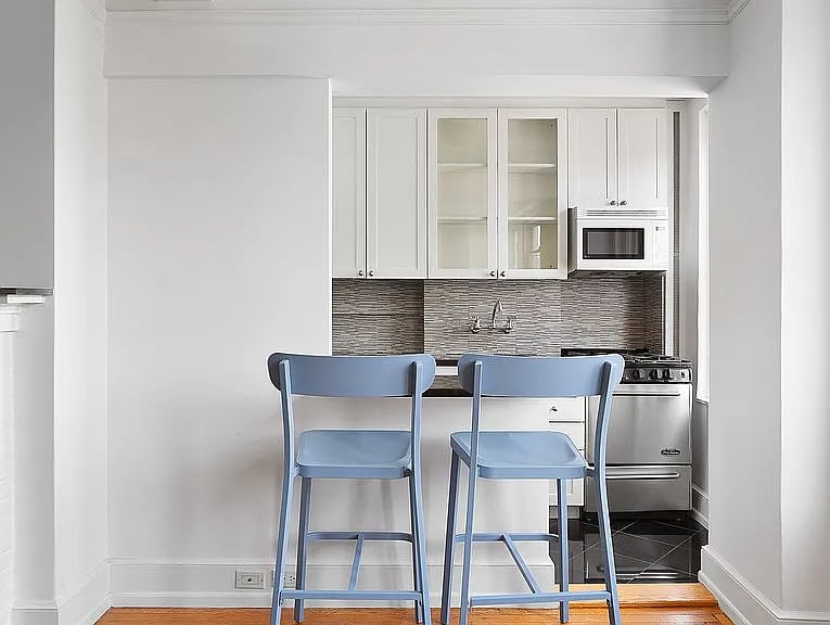 302 West 12th Street Apartment 14B