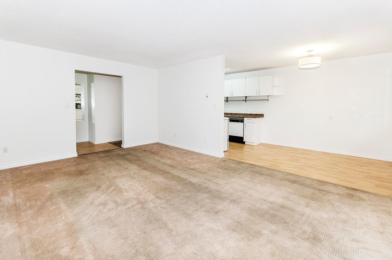 61-928 Premier St
