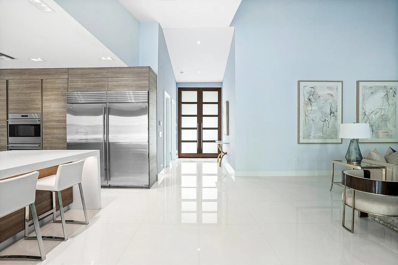 17 Coconut Lane