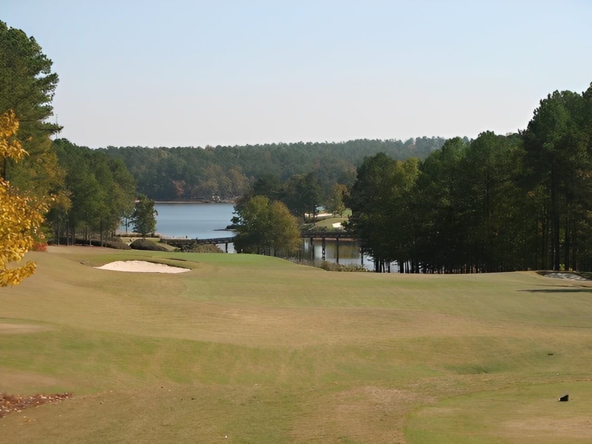 Lake Oconee’s Golf Course Homes
