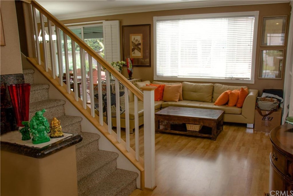 8 Ametrine Way