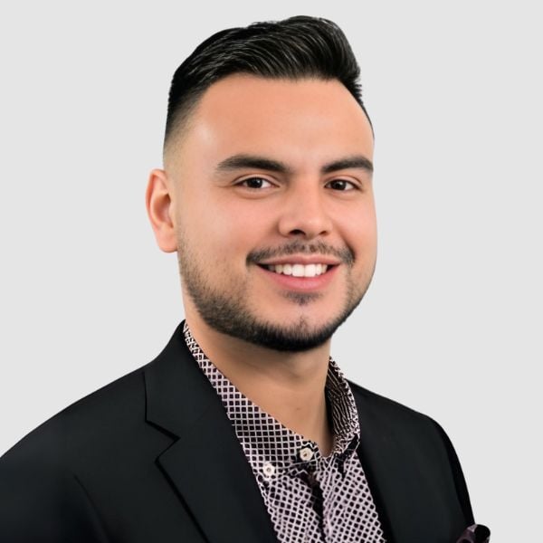 Jerson Delgado Annandale, VA Real Estate Agent Headshot