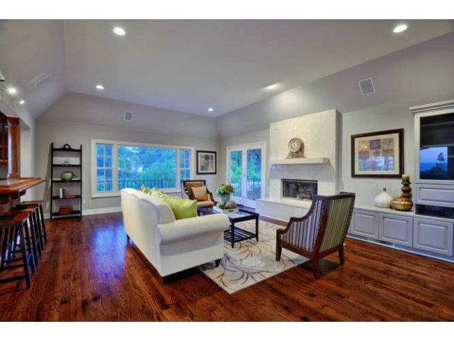  15806 HIDDEN HILL Rd