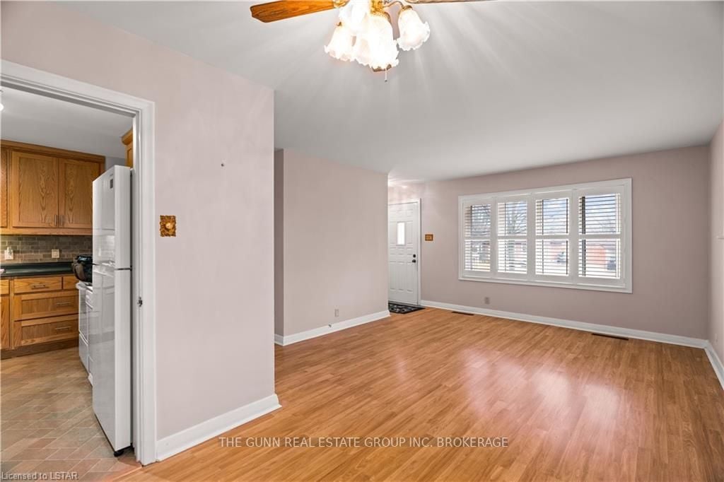234 Merlin Cres