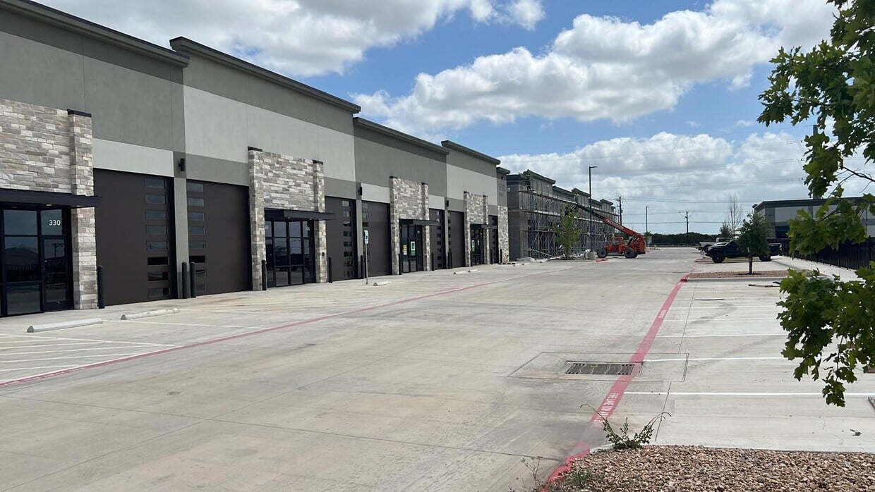 Prime Warehouse Unit # 320