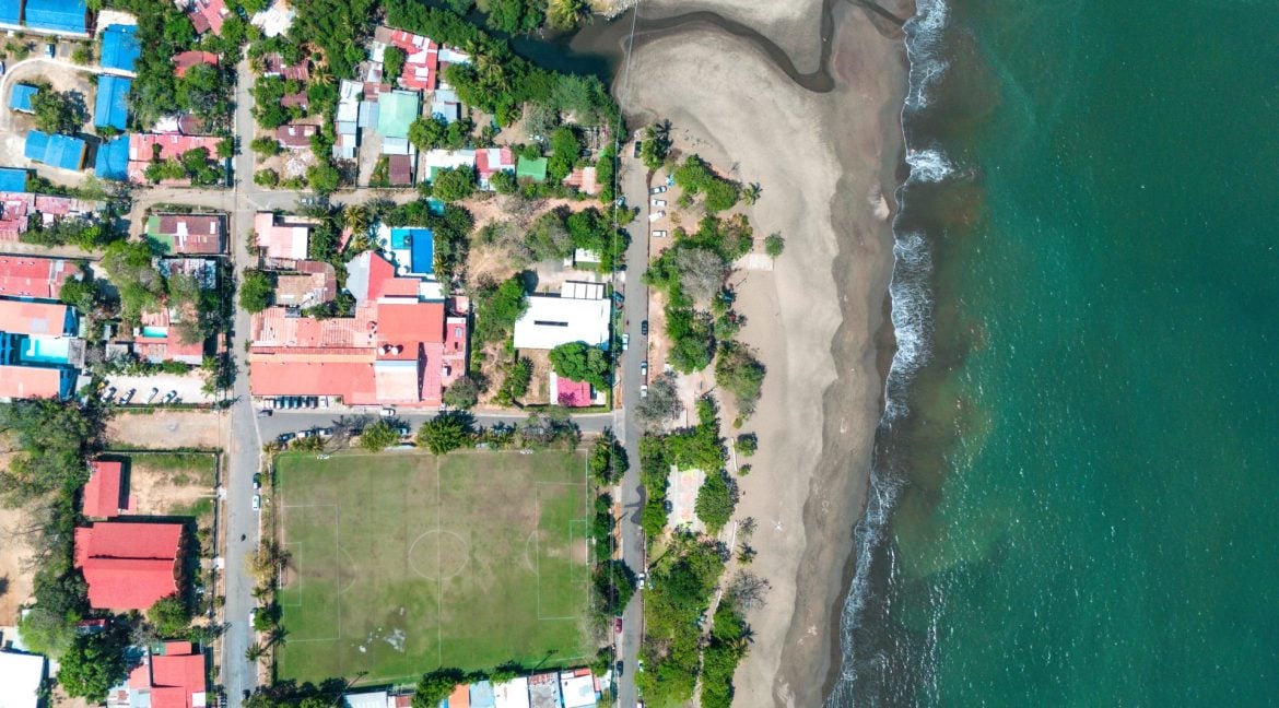 10 Meters to the Sand, Investment Opportunity in Playas del Coco!