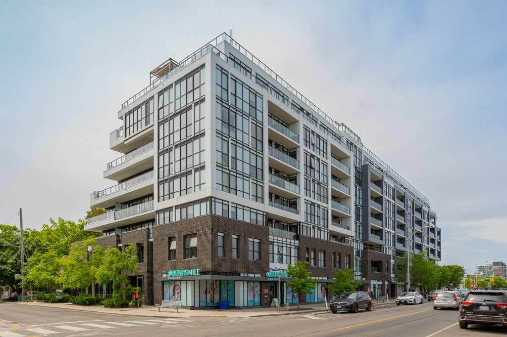 807-2301 Danforth Ave