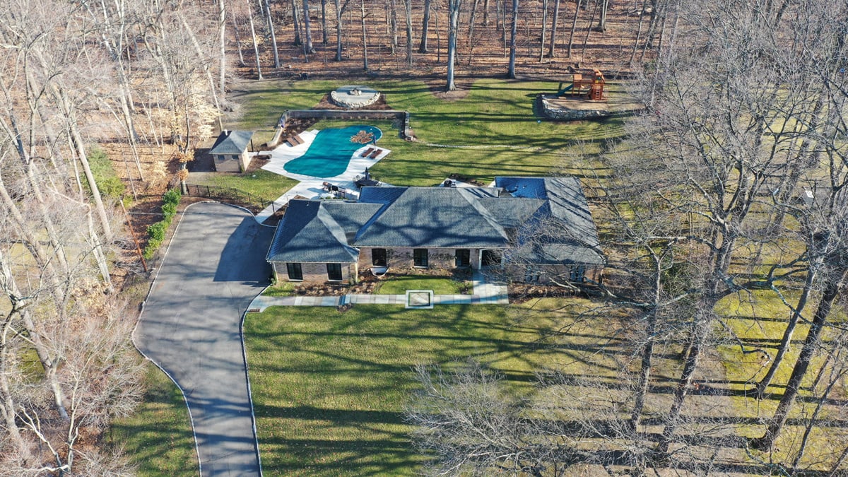 563 Eastgate Rd