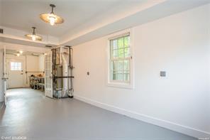 516 Main Street Carriage House