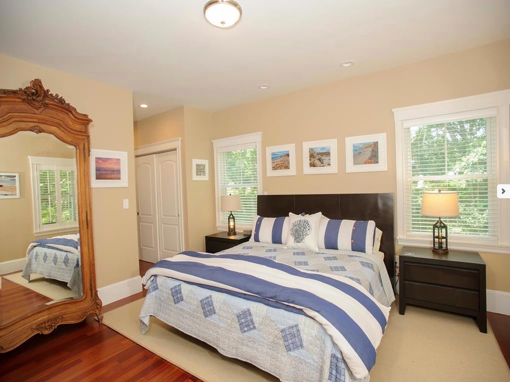 225 Great Plains Rd