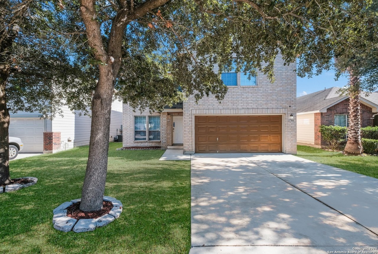 2706 Gato Del Sol