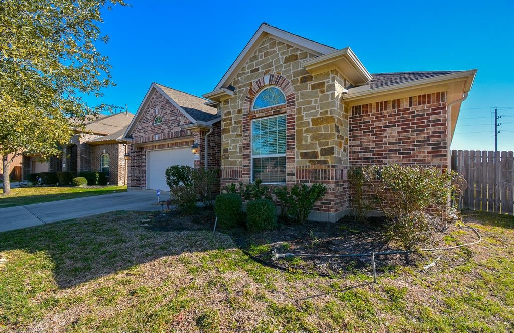 31702 Sydney Creek Dr