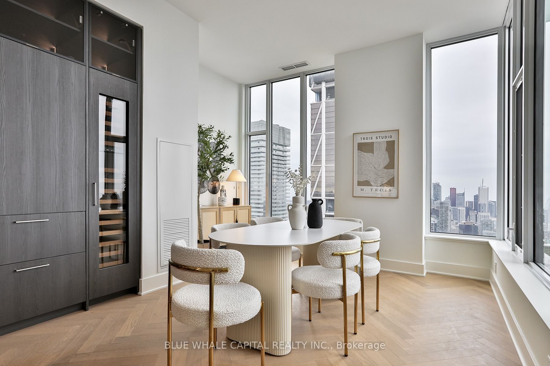 11 YORKVILLE PENTHOUSE 