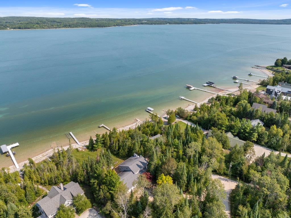 Ferry Rd, Lake Charlevoix